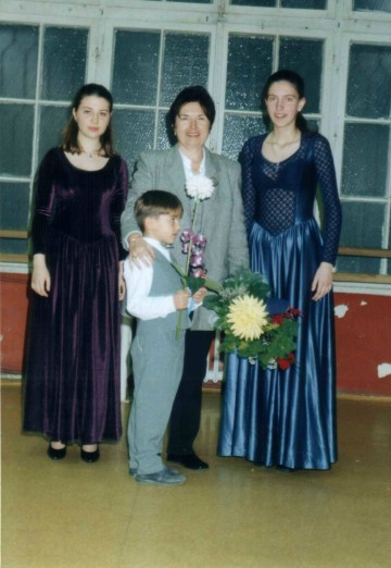 Галерия 44